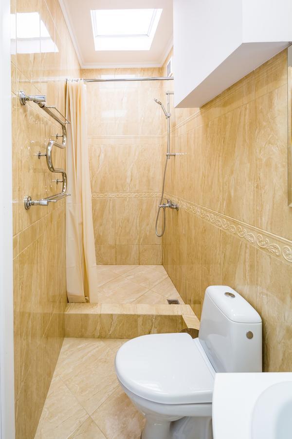 Designer Apartment Зі Світлом! Львов Экстерьер фото