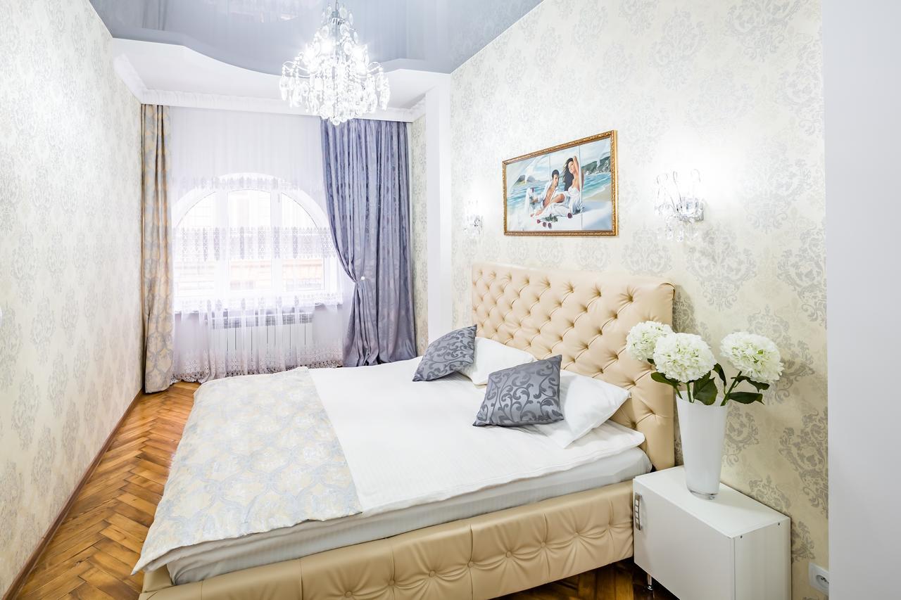 Designer Apartment Зі Світлом! Львов Экстерьер фото